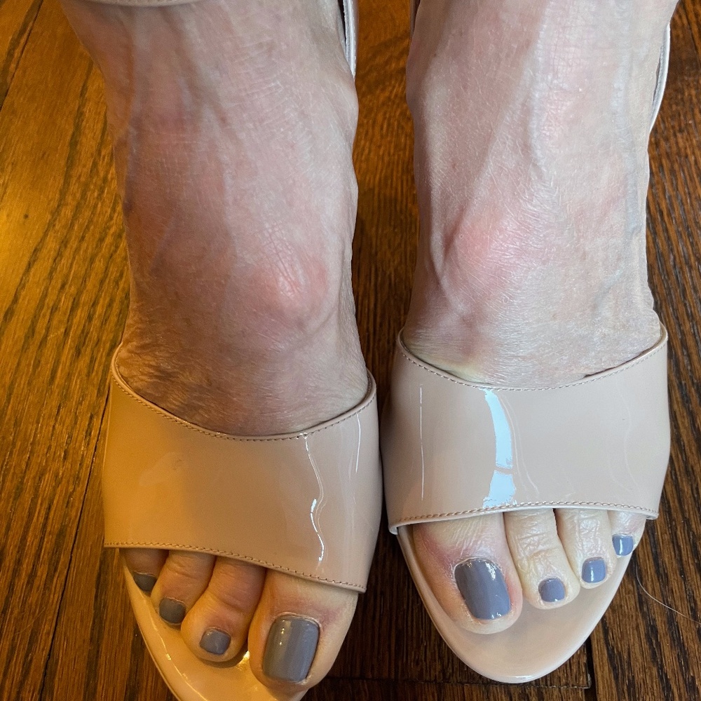 Miu Miu Vernice 5 Sandal
